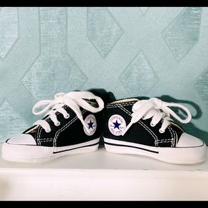 Kids Converse great condition